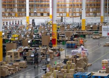 Sites de compra do exterior driblam impostos e sufocam varejo nacional