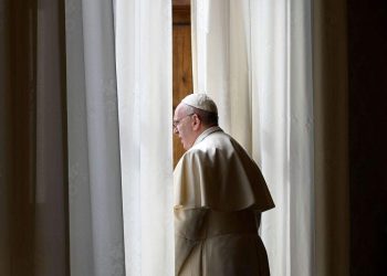 Papa denuncia ‘inaceitável agressão armada’ na Ucrânia