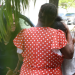 Adolescente morre em frente a hospital à espera de vaga para UTI Adolescente morre em frente a hospital à espera de vaga para UTI