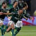 Com dois a menos, Palmeiras segura empate e se classifica nos pênaltis Com dois a menos, Palmeiras segura empate e se classifica nos pênaltis