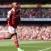 Gabriel Jesus estreia no Arsenal com 2 dois gols e uma assistência