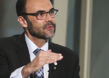 Sem Censura desta segunda recebe o médico Luiz Fernando Córdova