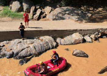 Corpo de adolescente é encontrado em rio onde jovem segue sumido em Baixo Guandu