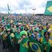 PM desiste de remover acampamento no QG de Brasília PM desiste de remover acampamento no QG de Brasília