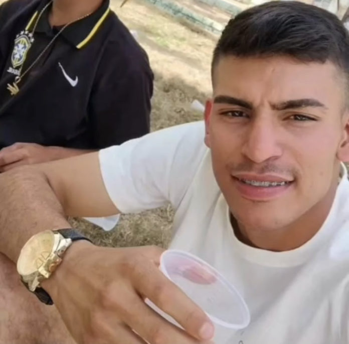 CB2ECFE3-D03A-4091-A33F-86901912EE55