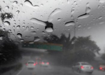 Chuva não dá trégua e cidades capixabas recebem novos alertas; veja previsão cidade por cidade