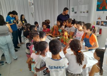 Alunos da EMFTI Ozéias Rezende promoveram a 1ª Feira de Ciências da unidade