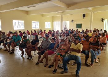 Assembléia da Associação dos Feirantes conta mais uma vez com a Presença do Vereador Fernando Carabina