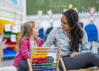 TCE-ES recomenda que prefeituras criem equipes para avaliar as necessidades dos alunos especiais
