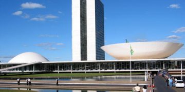Derrotas no Congresso expõem fragilidades do governo Lula e acendem debate sobre 2026
