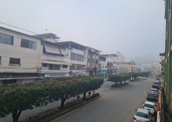 Sexta-feira fria em Barra de São Francisco
