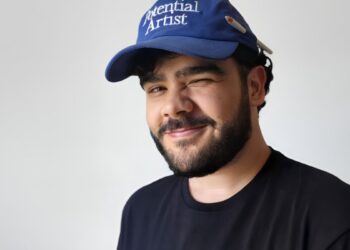 Designer capixaba Alexandre Volponi Gadioli vence o Prêmio Oxford de Design 2025; família tem raízes em Barra de São Francisco