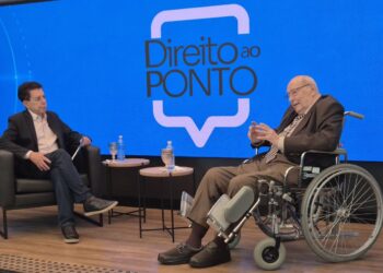 Professor e jurista Ives Gandra Martins foi homenageado na estreia do talk show jurídico “Direito ao Ponto” da EPD