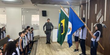 13 de abril: Escola promove momento cívico em celebração ao nascimento do Hino Nacional Brasileiro