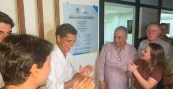 Barra de São Francisco recebe pacote de investimentos do Governo do Estado e inaugura nova UBS no bairro Irmãos Fernandes