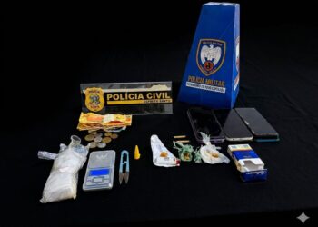 Ação integrada entre Polícia Militar e Polícia Civil apreende drogas e conduz adolescentes em Mantenópolis